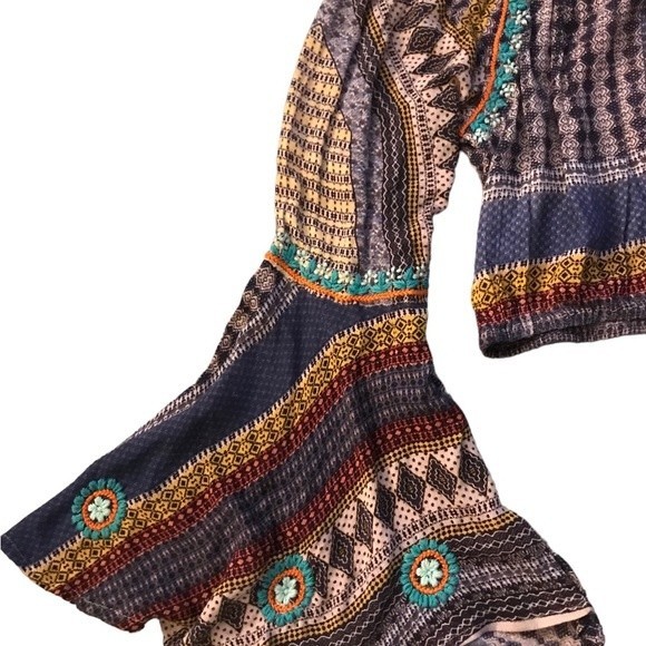 Raga Crop Top Long Bell Sleeves Elastic Neck & Hem Aztec Print Size S - Picture 3 of 8